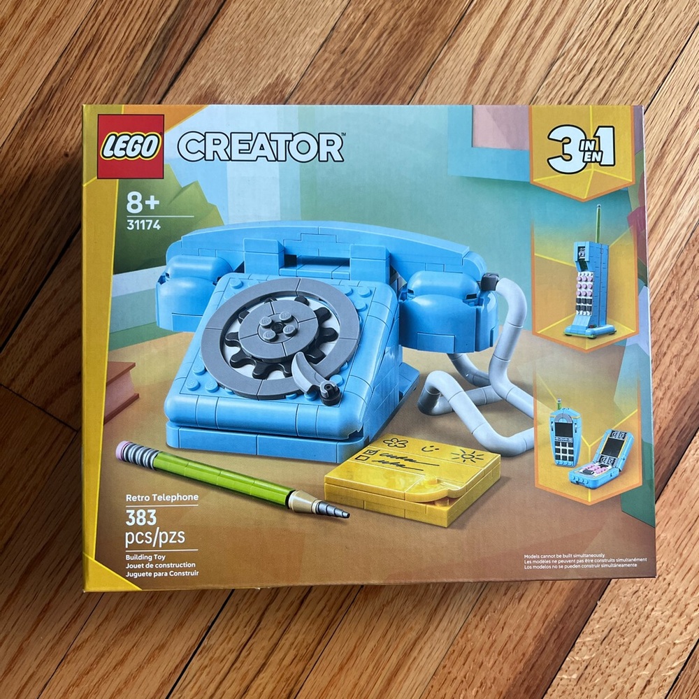 LEGO Creator 3-in-1 Retro Telephone - Blue and Yellow